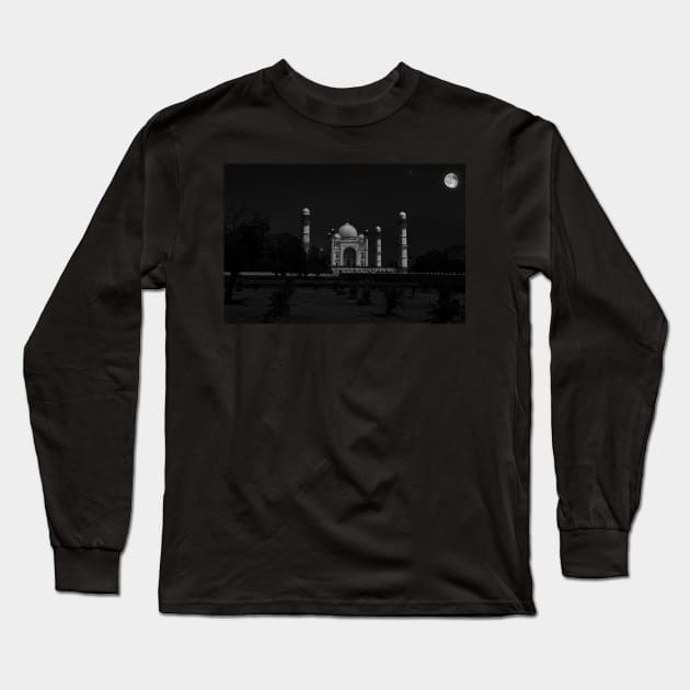 Bibi Ka Maqbara Long Sleeve T-Shirt by bulljup